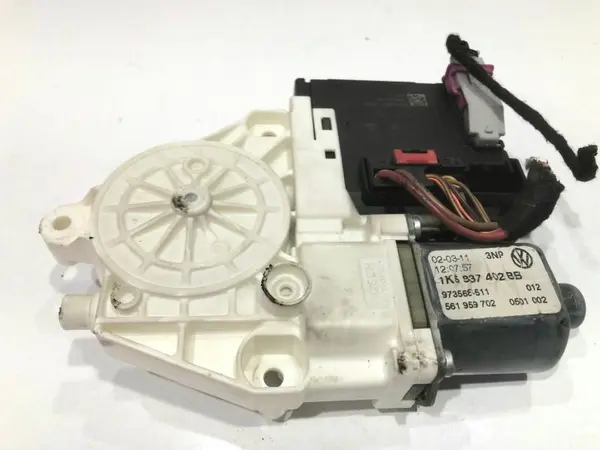 Motoras macara geam dreapta fata 1k5837402bb Volkswagen Jetta 3 (1992-1998)