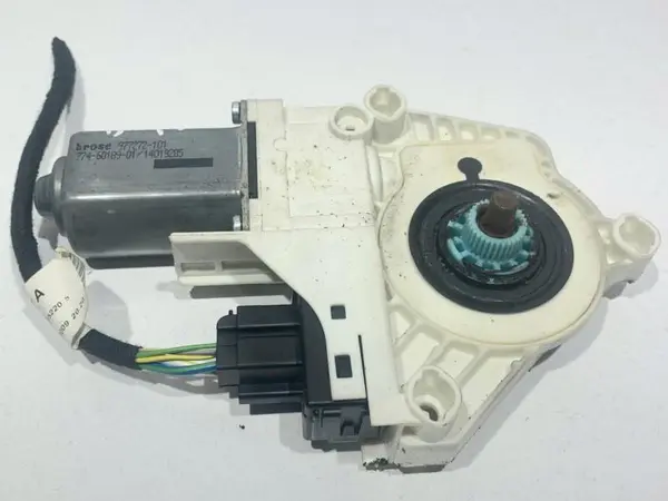 Motoras macara geam dreapta fata 4F0959802D Audi A6 Allroad (2006-2011) [4FH, C6]