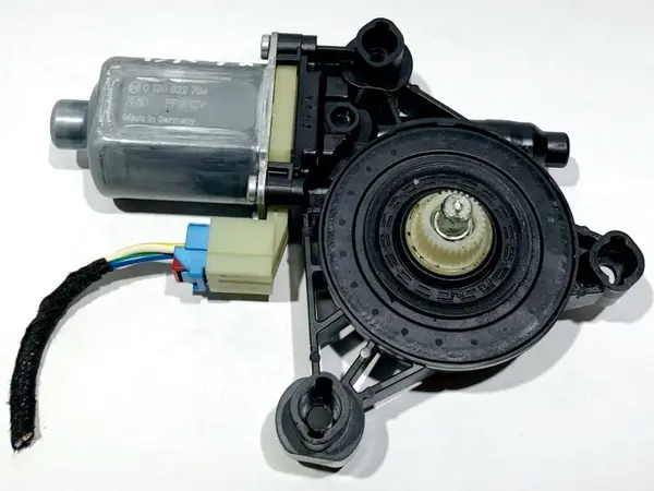 Motoras macara geam dreapta fata 8W0959802 Audi A4 (2015-2019) [8W2, B9]