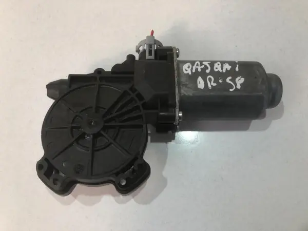 Motoras macara geam dreapta spate 402032g Nissan Qashqai facelift (2010-2013) [J10]