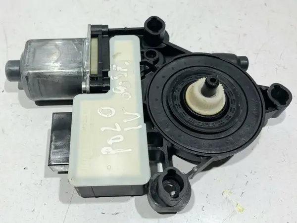 Motoras macara geam dreapta spate 5Q0959408D Seat Arona (2017-2021)