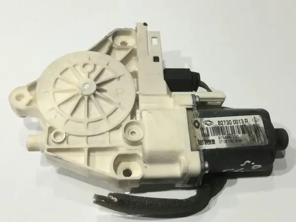 Motoras macara geam dreapta spate 827300013r Renault Megane 3 (2008-2012)