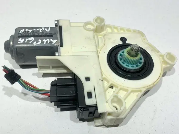 Motoras macara geam dreapta spate 8K0959812 Audi Q3 (2011-2017) [8U]