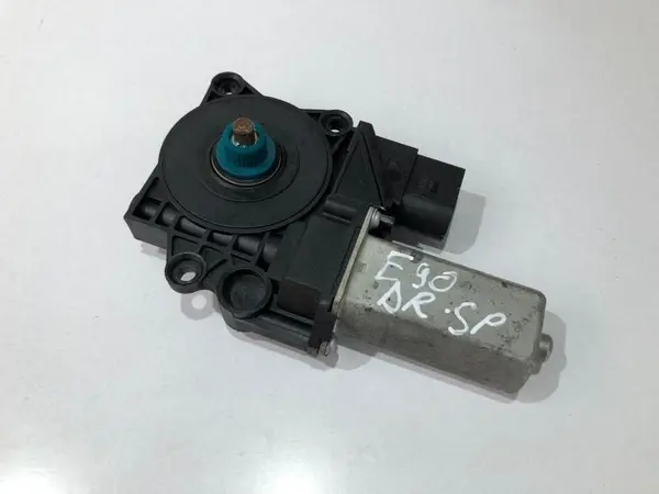 Motoras macara geam dreapta spate 9030222 BMW Seria 1 (2004-2011) [E81, E87]