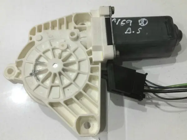 Motoras macara geam dreapta spate a1698202042 Mercedes A-Class (2004-2012) [W169]