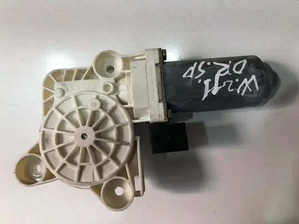 Motoras macara geam dreapta spate a2118202442 Mercedes E-Class (2002-2008) [W211]