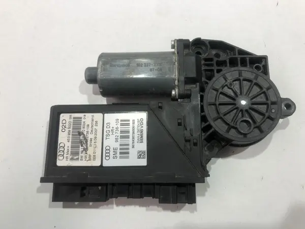 Motoras macara geam dreapta spate cu modul 4e0959802d Audi A8 (2002-2009) [4E] D3