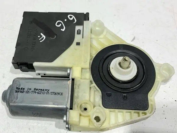 Motoras macara geam stanga fata 5K0959701D Volkswagen Touran facelift (2010-2015) [1t3]