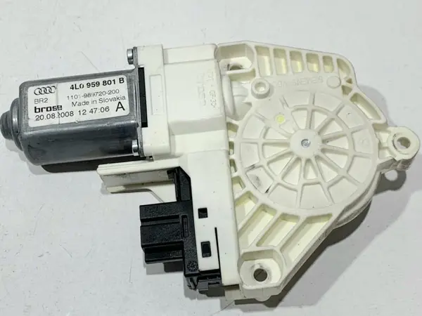 Motoras macara geam stanga fata / spate 4L0959801B Audi Q7 facelift (2010-2015) [4L]