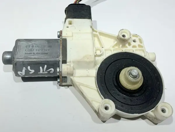 Motoras macara geam stanga spate 0130822286 Ford S-Max (2006-2010)