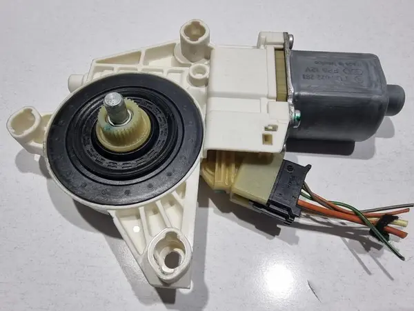 Motoras macara geam stanga spate A2518200108 Mercedes R-Class (2006-2010) [w251 , v251]