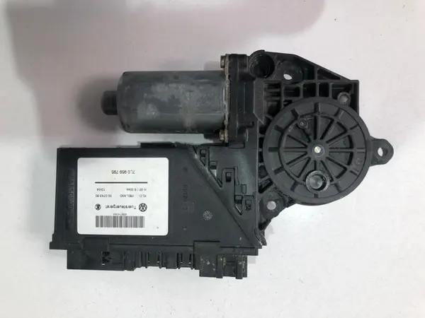 Motoras macara geam stanga spate cu modul 7l0959795 Porsche Cayenne 9pa (2003-2011)