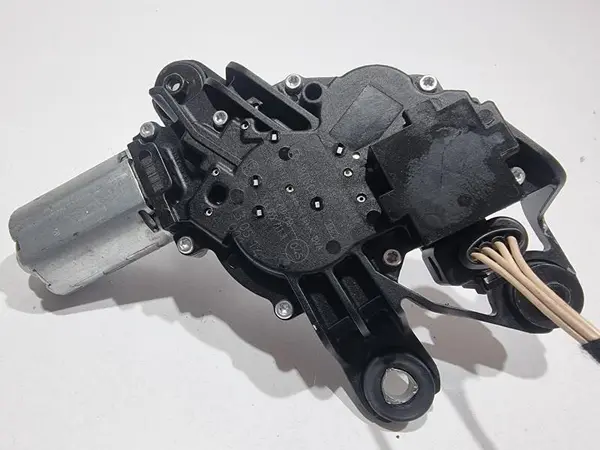 Motoras stergator haion 5K6955711B Volkswagen Golf 6 (2008-2013)