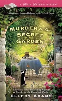 Murder in the Secret Garden, Paperback/Ellery Adams