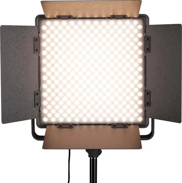 Nanlite 600CSA Panou LED Bi-Color, 36W, 3200K-5600K, 3245 Lux, Montura V-Mount, Barn doors, Racire pasiva