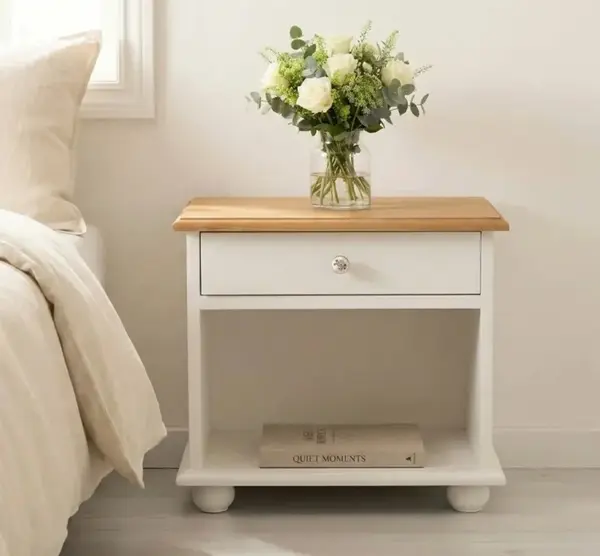 Noptiera cu 1 sertar si spatiu deschis cu finisaj Signal White/Light Walnut Waxed