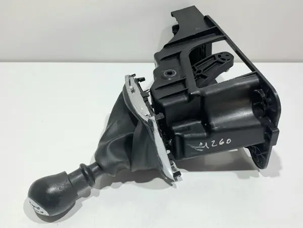 Nuca schimbator cu manson Renault Megane 3 (2008-2012)