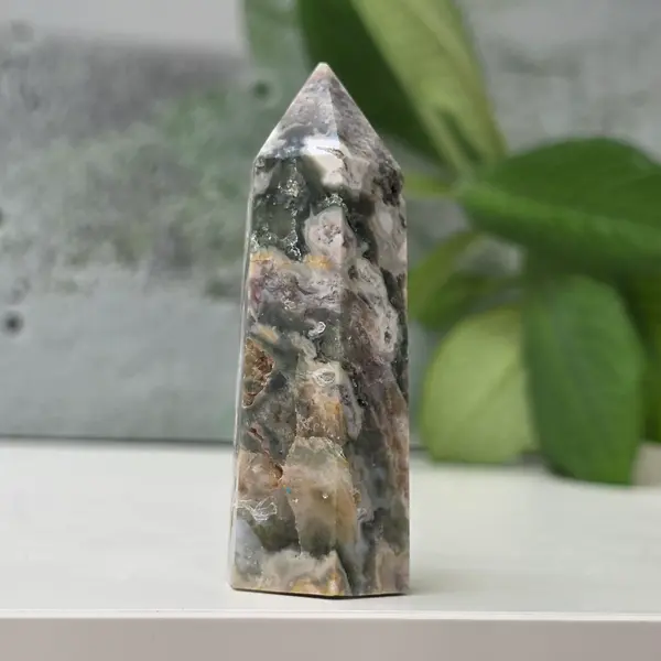 Obelisc agat muschi model 1