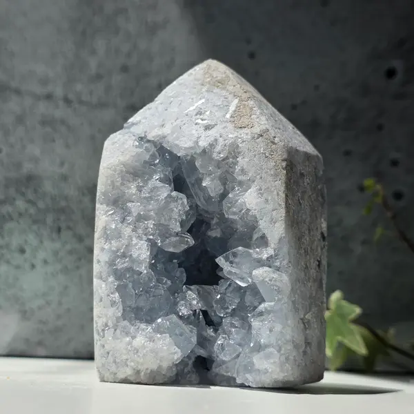 Obelisc celestit | Model 1