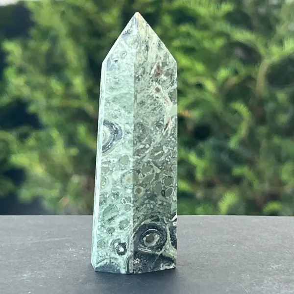 Obelisc jasp kambaba Madagascar model 2