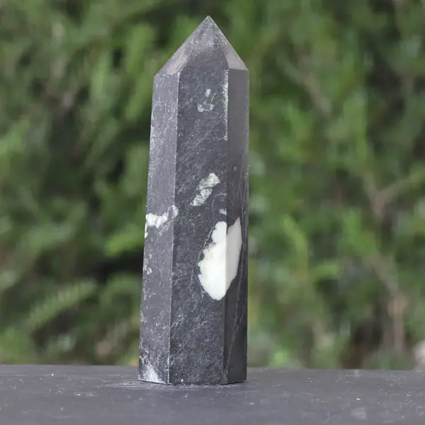 Obelisc piatra crizantema | Model 7