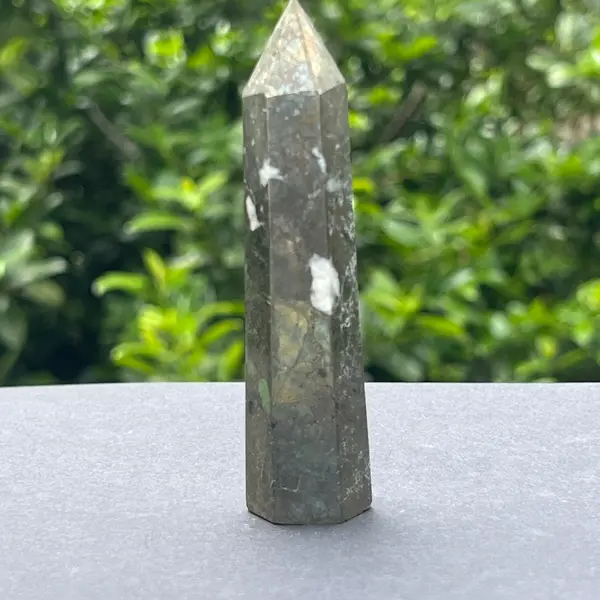 Obelisc pirita model 3