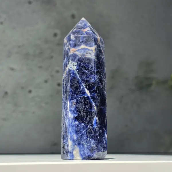 Obelisc sodalit model 3