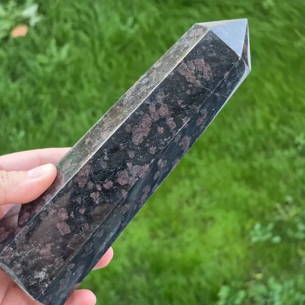 Obelisc turmalina neagra cu granat XL | Model 1