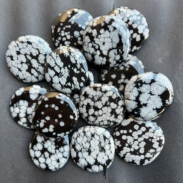 Obsidian zapada palmstone model 2