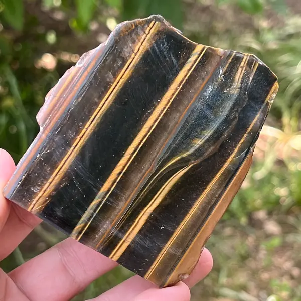 Ochi de tigru piatra bruta model 6