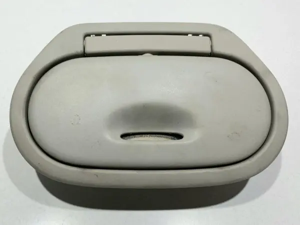 Oglinda interior pasager 8200105136 Renault Grand Scenic 3 (2009-2011)