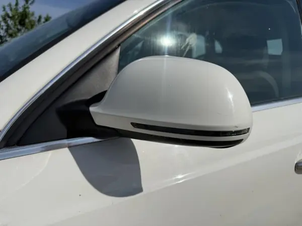 Oglinda stanga cu rabatare electrica culoare alb - lb9a Audi Q3 facelift (2014-2018)