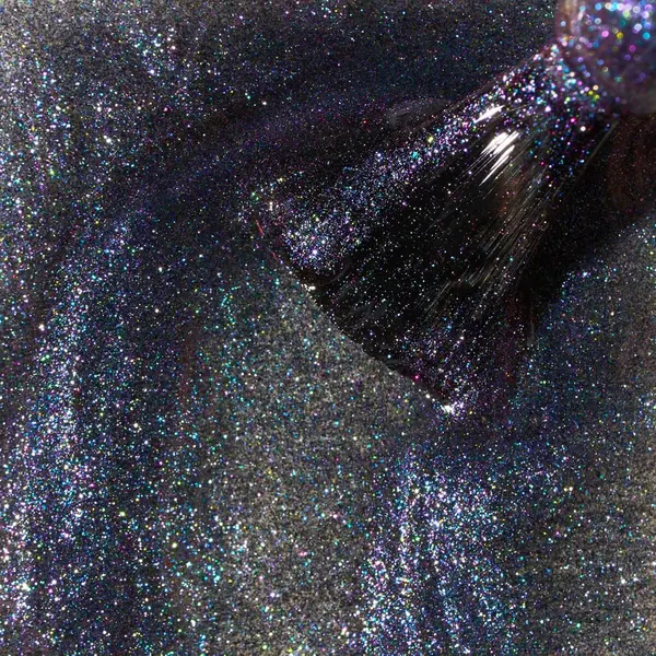 Ojă Semipermanentă Kievskaya Glitz Cat Eye 09 – Gri Metalic cu Reflexii Mov și Efect Holografic 3D, 15ml