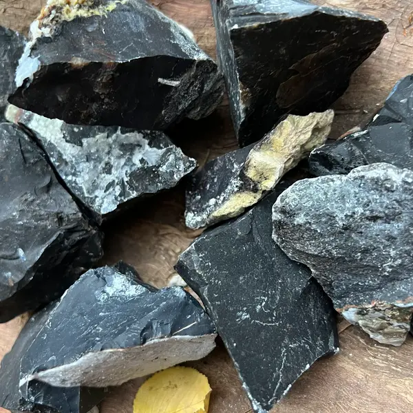 Onix negru piatra bruta India