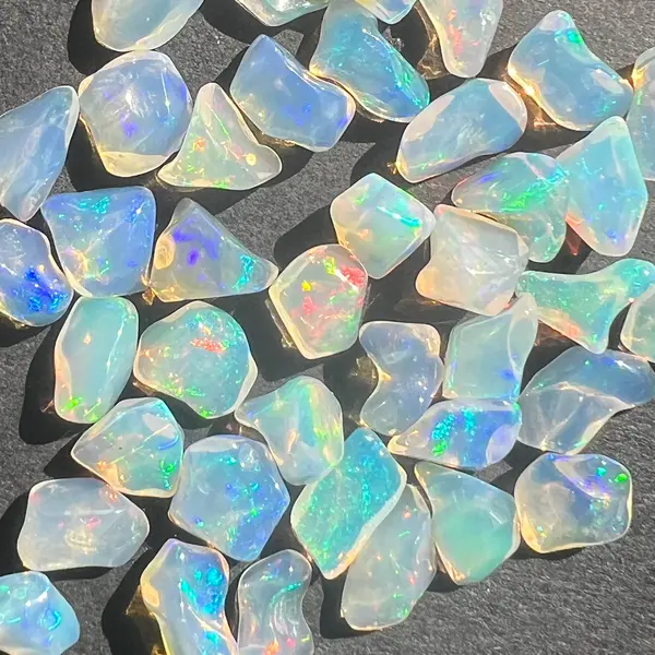 Opal de foc, opal Etiopia 0.75 cm