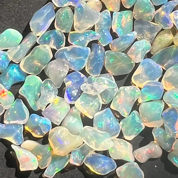 Opal de foc, opal Etiopia 1 cm