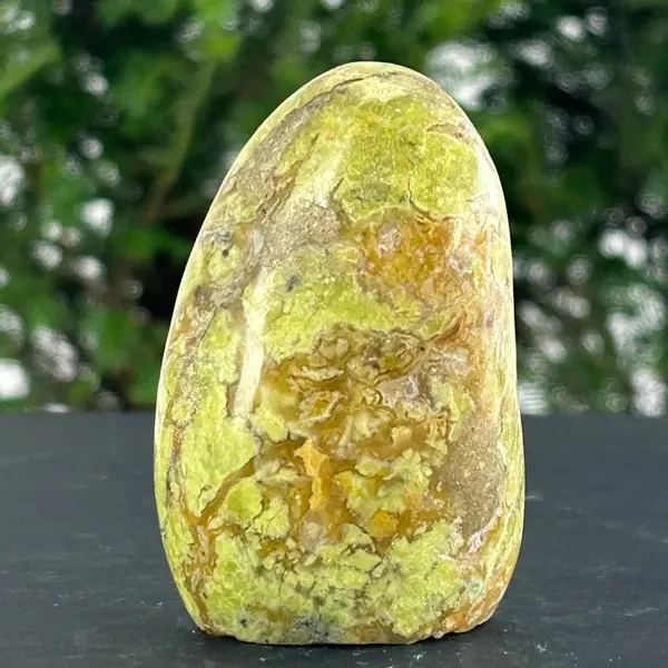 Opal verde structura forma libera m7