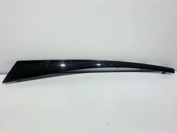 Ornament bord 684120007R Renault Megane 3 (2008-2012)