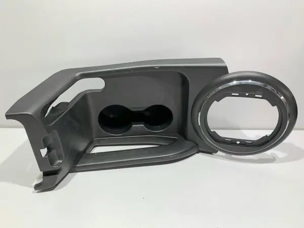 Ornament consola centrala / suport pahare 84651-3W020 Kia Sportage (2010-2015)