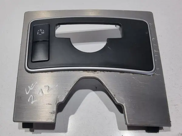 Ornament cu buton A2129054800 Mercedes E-Class (2009->) [W212]