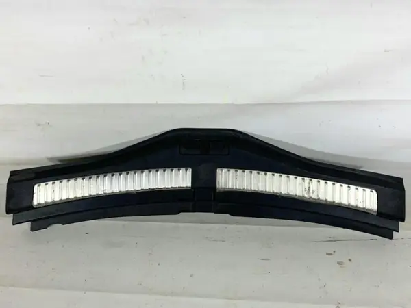 Ornament portbagaj 849209344R Renault Megane 4 (2016-2020)