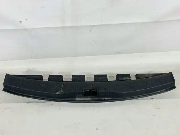 Ornament portbagaj / haion 849210001R Renault Megane 3 facelift (2012-2016)
