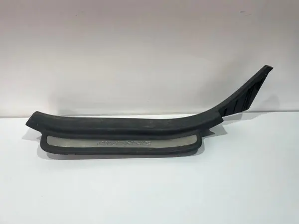 Ornament prag stanga spate 67918-05040 Toyota Avensis (2003-2008) T25
