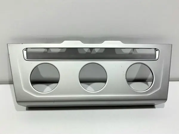 Ornament / rama climatronic 3G2863099 Volkswagen Passat B8 (2014-2019)