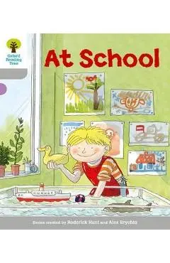 Oxford Reading Tree: Level 1: Wordless Stories A: At School - Roderick Hunt