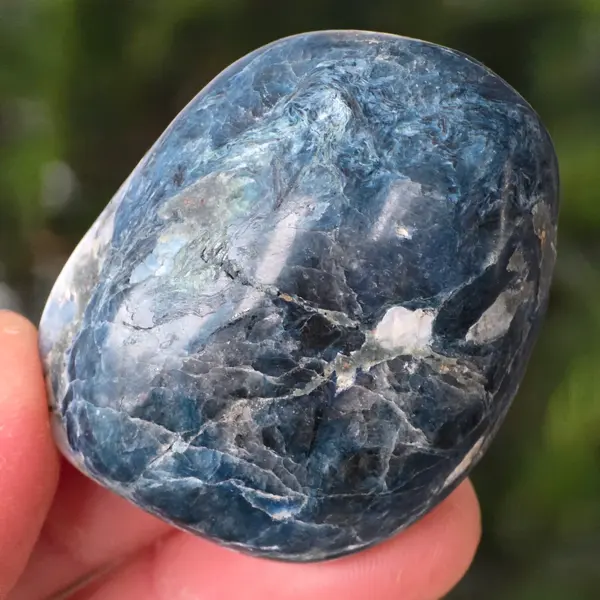 Palmstone apatit dark blue Madagascar | Model 6