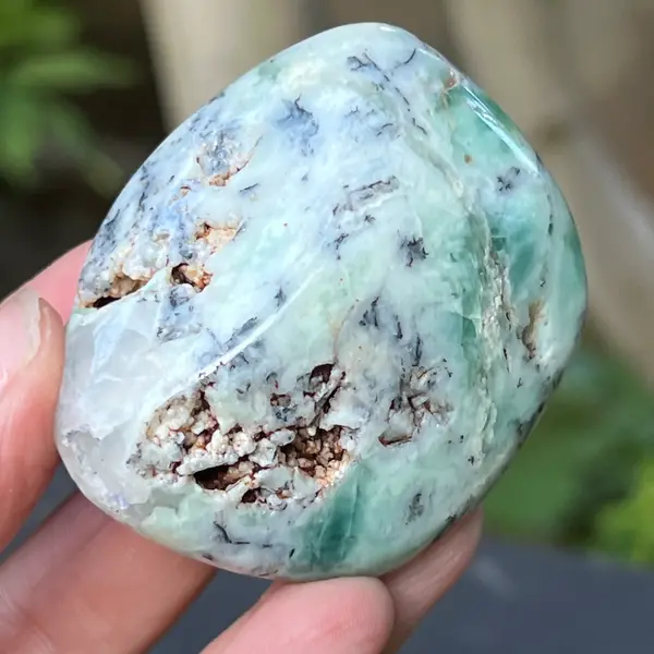 Palmstone calcedonie cu crom albastru-verzuie din Zimbabwe | Model 2