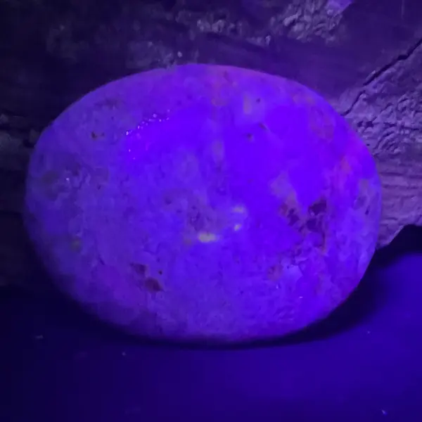 Palmstone hackmanit Uv reactive m2