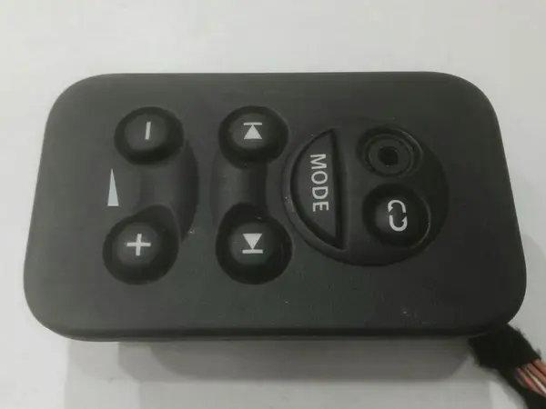 Panou butoane radio 5H22-18K909-AA Land Rover Discovery 3 (2004-2009)