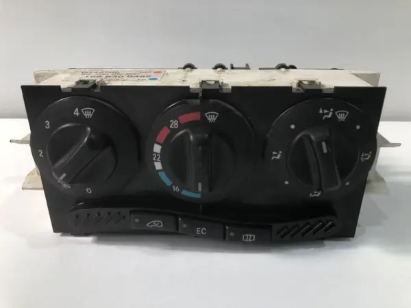Panou comanda ac a1688300485 Mercedes A-Class (1997-2004) [W168]